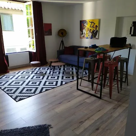 Cocon Au Coeur Du Petit *